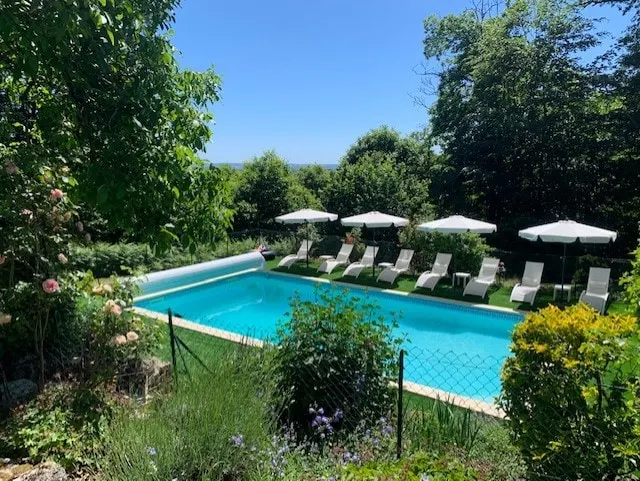 gite le merle. garden level apartment. - Image 1