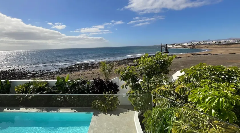 Villa del Mar Lanzarote - Luxury Beachhouse - Image 1
