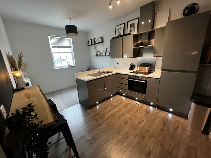 Cosy modern 1 bedroom coach house in Devon - Image 1