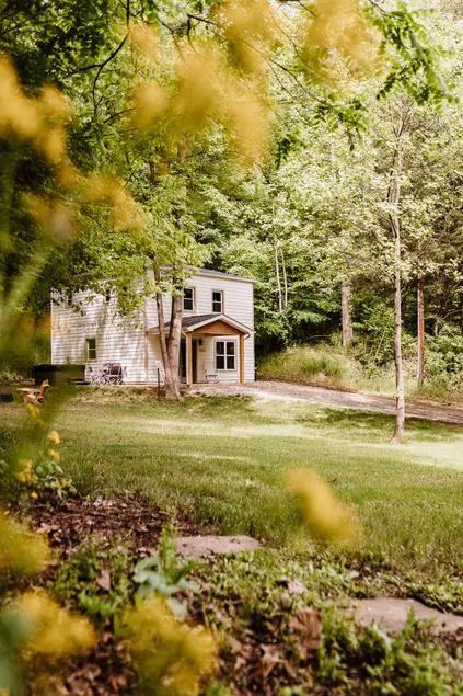 Cozy Cottage Escape - Image 1