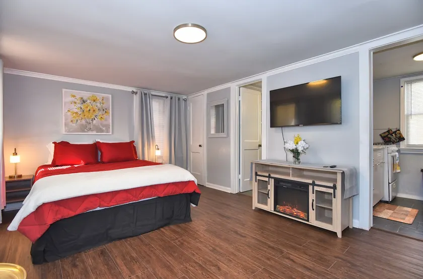 Adorable Guesthouse* TU-Cherry St-Exp0-Downtown - Image 1