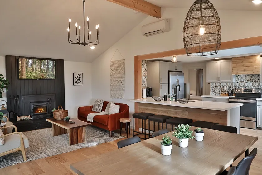 Tranquil , Modern island home with water *views* - Image 1