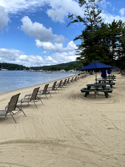 Cozy Lake Condo | Beach + Pool | Winnipesaukee - Image 1