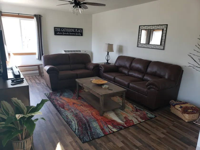 Red Pines 2 BR VIP ”Sweet” with Lake View - Image 1