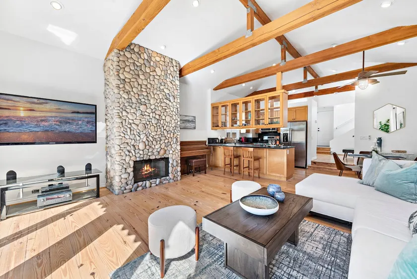 Laguna Beach Coastal Cottage - Image 1