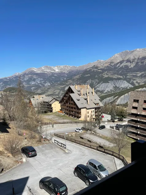 breathtaking view LE SAUZE station, (minimum 2 nights) - Image 1