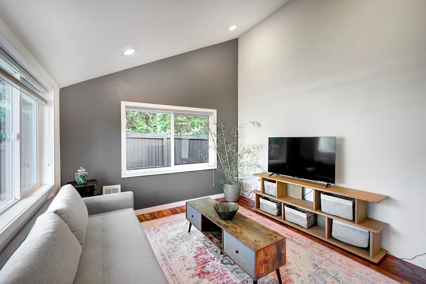 3 bedroom at Madison Valley - Image 1