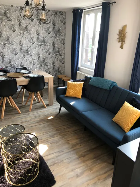 Superb two-bedroom accommodation in the city center - Image 1