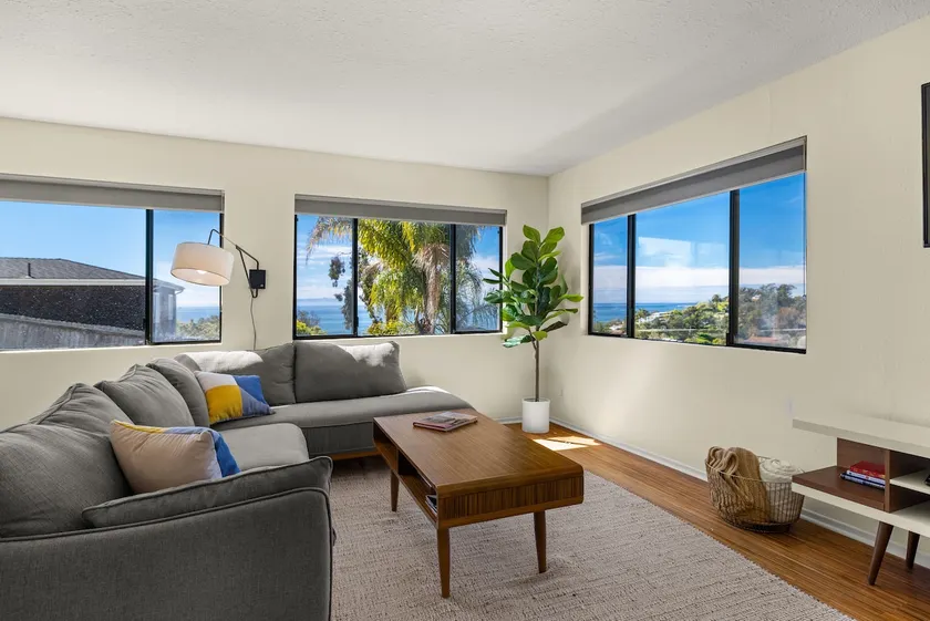 Pet friendly ocean view beachhouse NEW A/C - Image 1