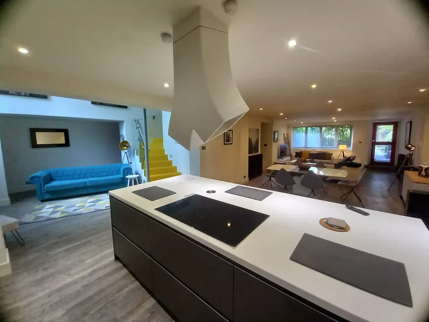 Luxury Architect Designed Apt 13 Mins 2 Royalmile❤ - Image 1