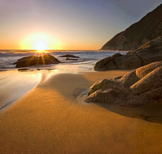 Coastal Retreat for 14 | Walk to Beach + Game Room - Image 1