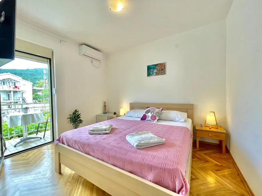Garden House Budva - Image 1