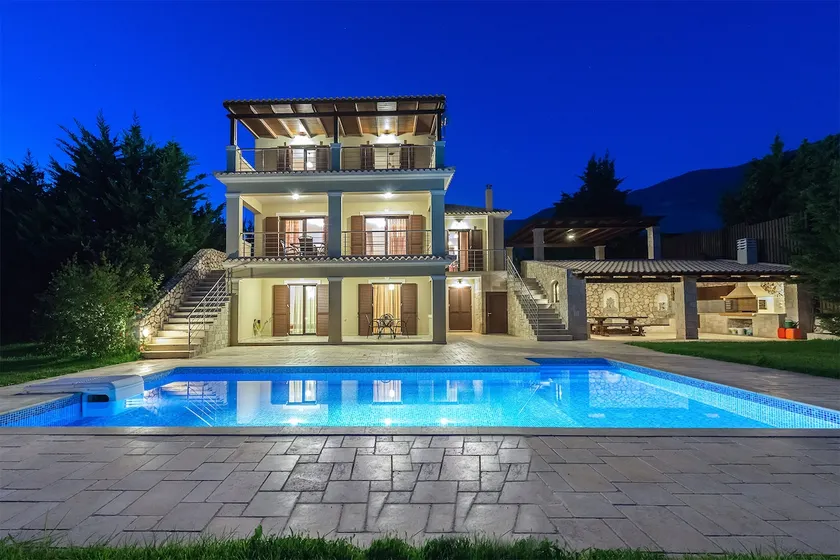 Aspa's Verde Pallazo - Tranquil and Secluded - Image 1