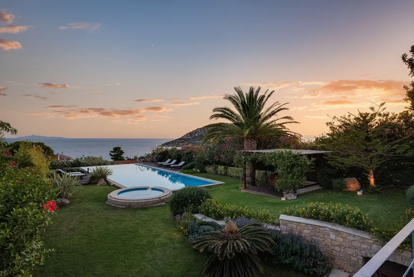 Villa Valli Athenian Riviera - Image 1