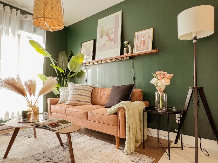 Cozy Green Oasis 1987 Collection w/2BR,Parking,DT - Image 1