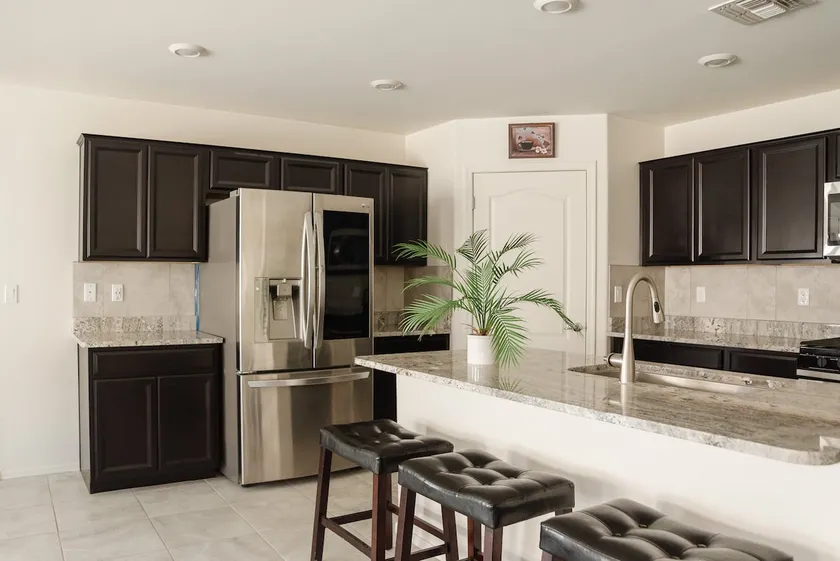 NEW: New, large, beautiful, & family friendly home - Image 1