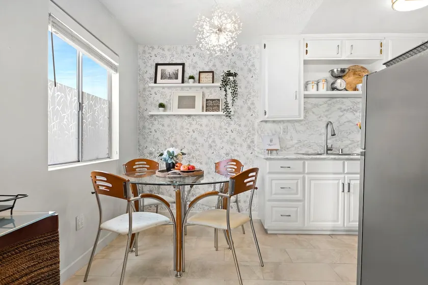 Bohemian 2 Bed Vacation Home with EV Charging - Image 1