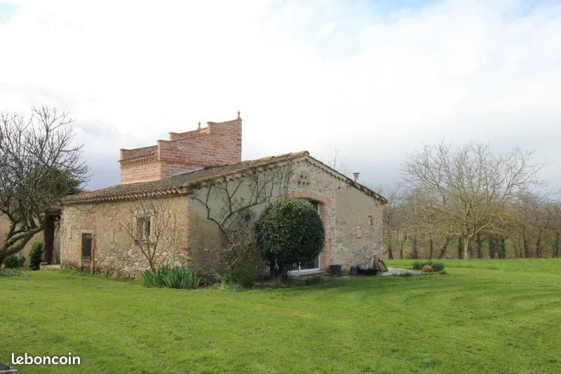 Old bread oven renovated with *AIR CONDITIONING* - Image 1
