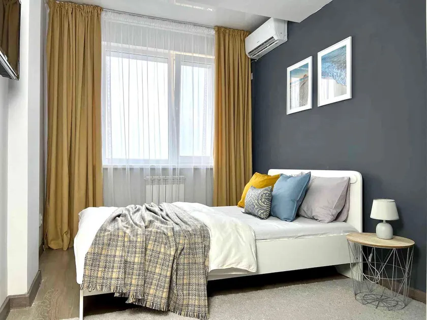 Euro two-room apartment ”BREEZE” with a beautiful city view - Image 1