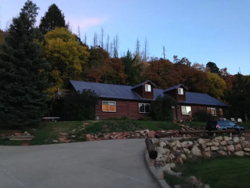 Rustic Lodge in the Animas Valley. 5 minutes to Durango, 15 minutes to Purgatory - Image 1