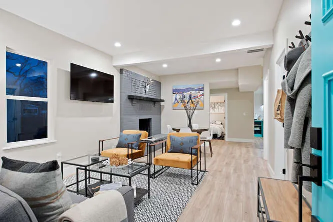 SuperChic Farmhouse*Old Town Arvada*LightRail*Dogs - Image 1