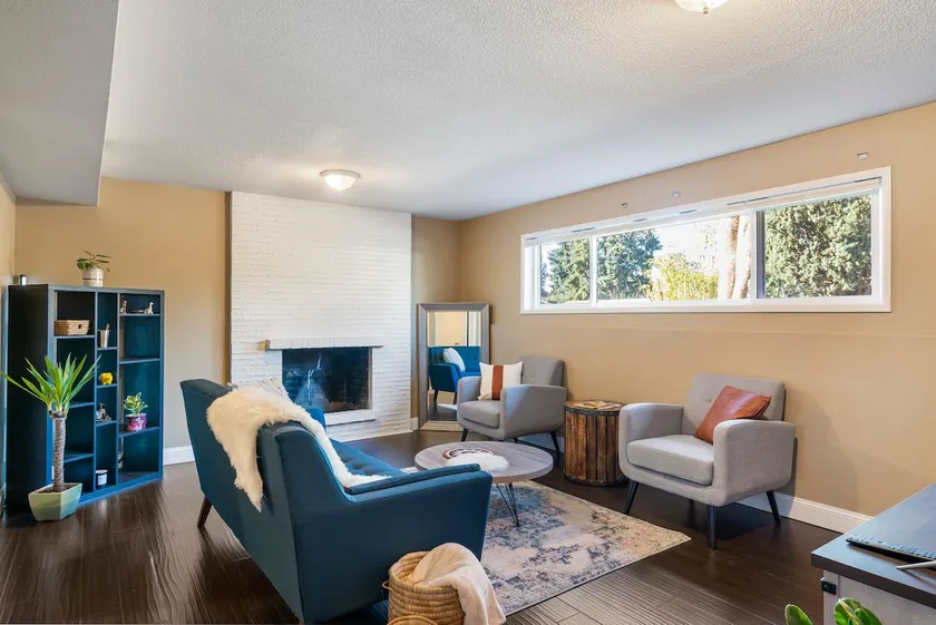 Tasteful 3bedroom place in a serene neighborhood - Image 1
