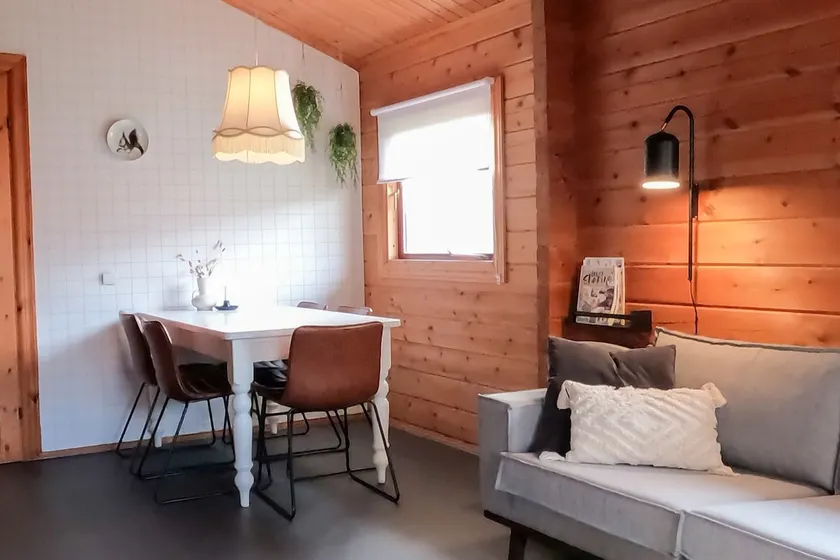 Hip Wooden Cottage - Image 1