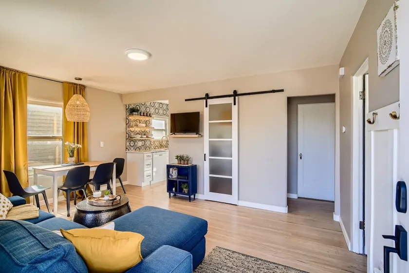 Olde Town Gold-2 bed/1 bath in Olde Town Arvada - Image 1