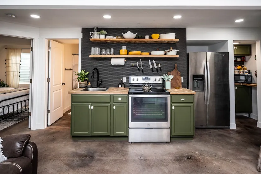 Downtown Launchpad with two bedrooms - Image 1