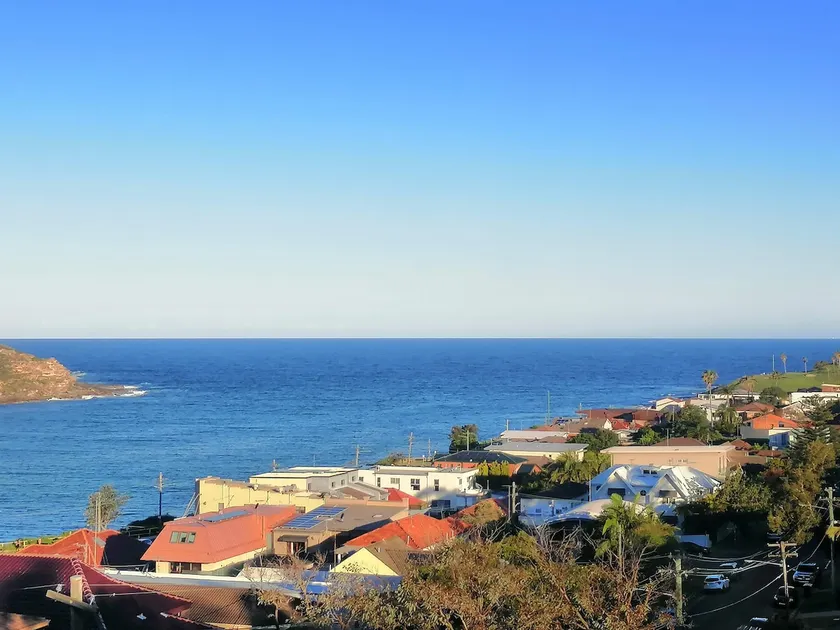 Brand NEW VIP Luxury 5/5 Star Beachside Escape - Image 1