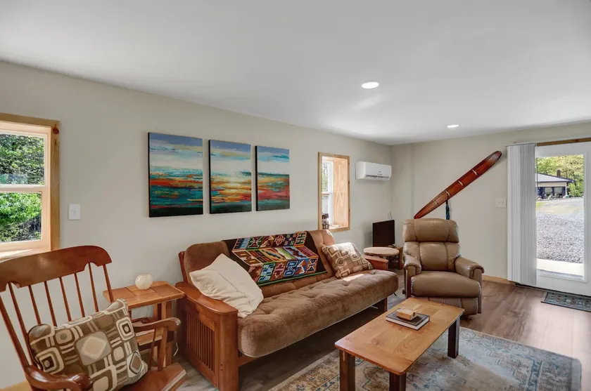 The Snug - Raystown Lake: Near 7 Points Marina Location & Allegrippis Trails - Image 1
