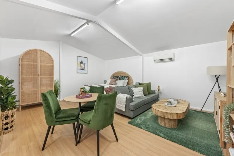 • Cottage 1851 • Boutique in Brown Hill - Image 1