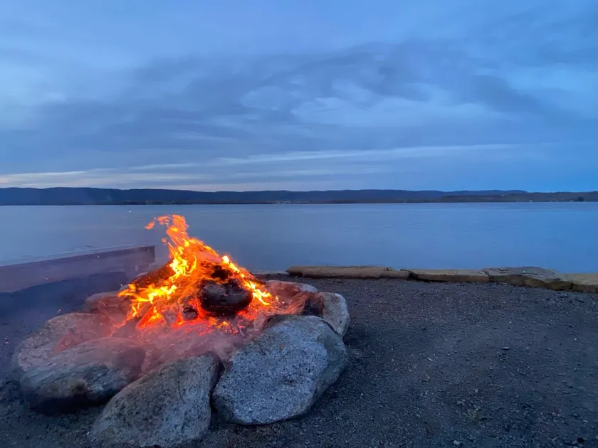 Tranquil Getaway on the Ottawa River - Image 1
