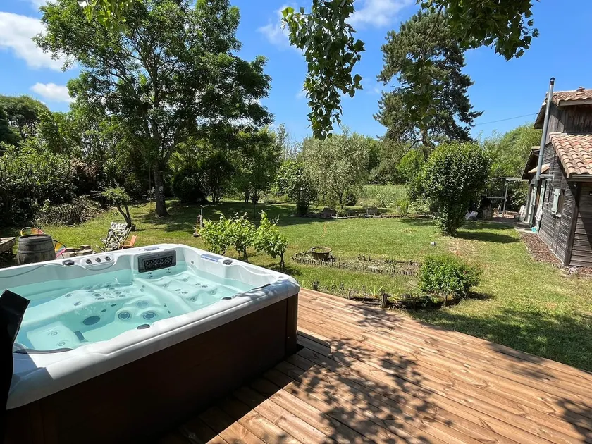 Jacuzzi & nature in the heart of the Médoc – house for 6 people - Image 1