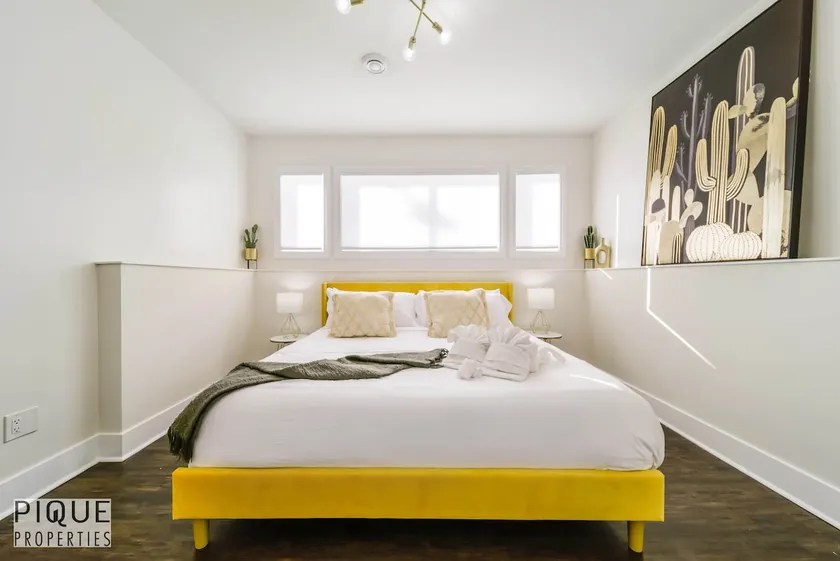 Desert Oasis Suite | KING Bed | Fireplace | WiFi! - Image 1