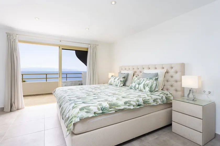 Spectacular Duplex Seafront with Awesome views and sunset !!! - Image 1