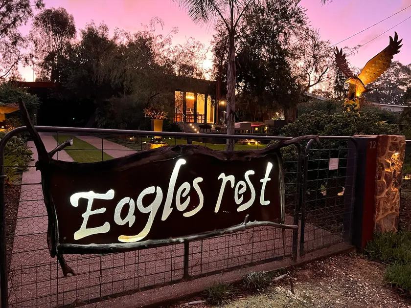 Eagles Rest, magical, relaxing resort style living - Image 1