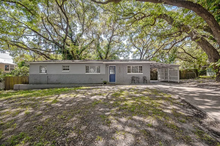 Vacation Home with view of the Hillsborough River - Image 1