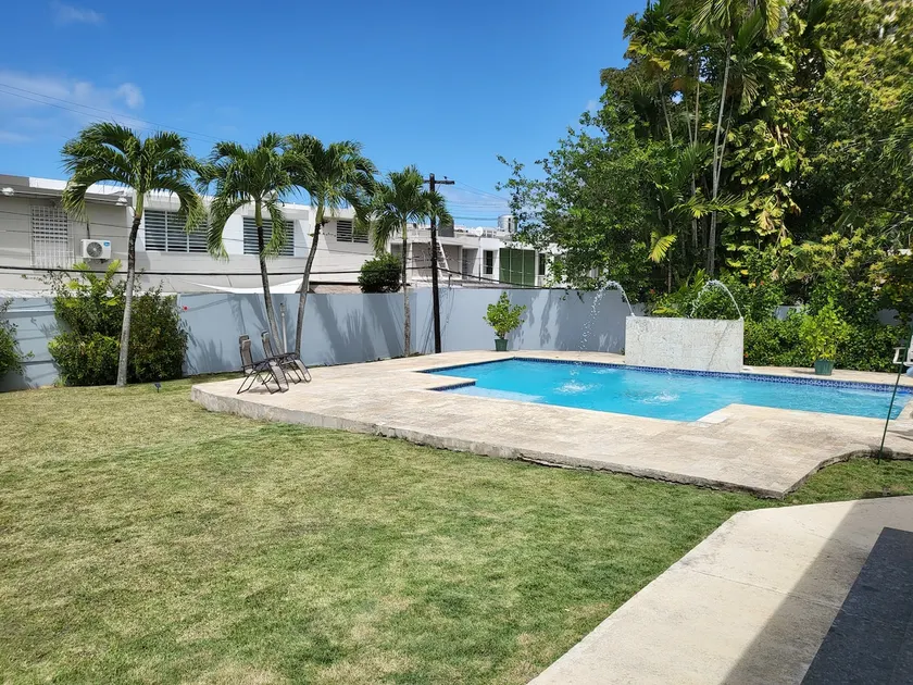 Luxury house with a pool with + no chores! - Image 1