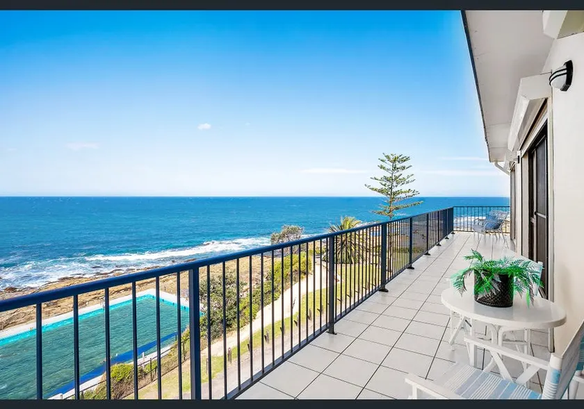 Central Coast Beachfront Penthouse Apartment - Image 1