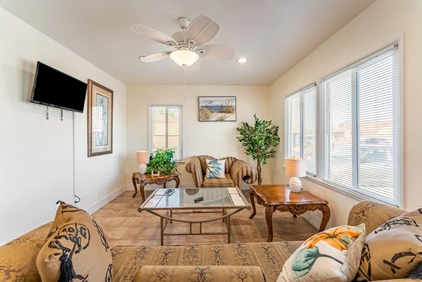 Cozy one full bedroom house. - Image 1