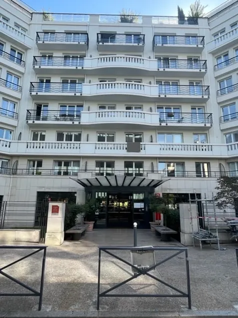 2-bedroom apartment Paris Expo Porte de Versailles - Image 1