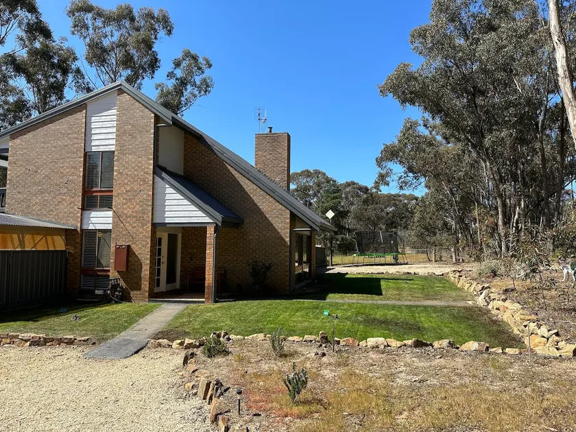 Muckleford Lodge in the historic goldfields region - Image 1
