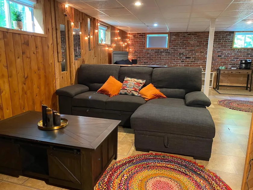 Mountain Brook Loft - Image 1