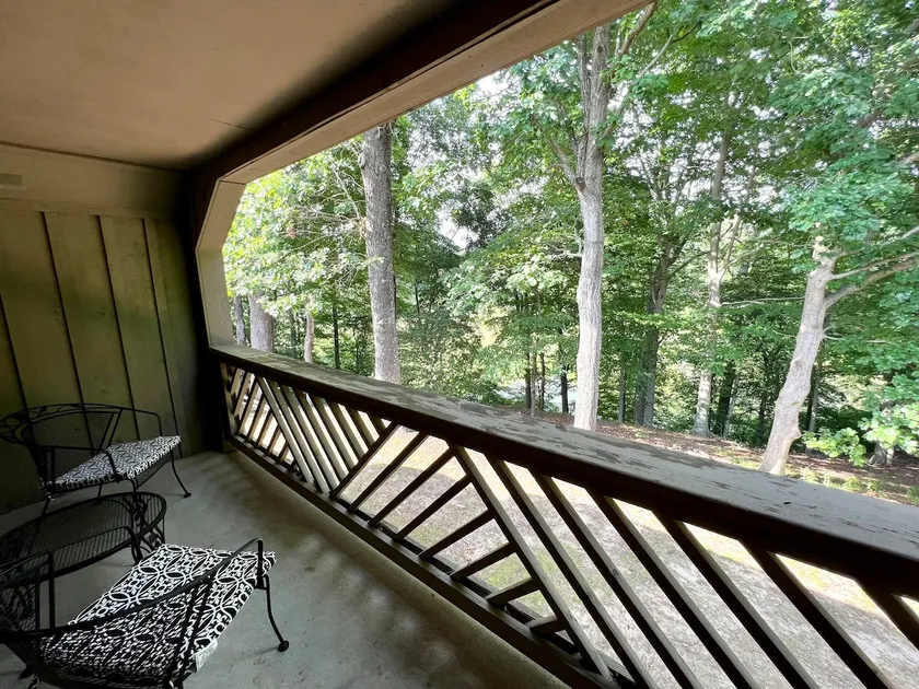 Peaceful Haven with waterway view - Image 1