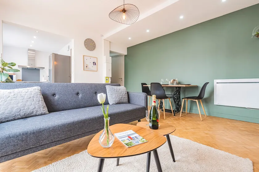 La Goulette, beautiful apartment with free parking - Image 1