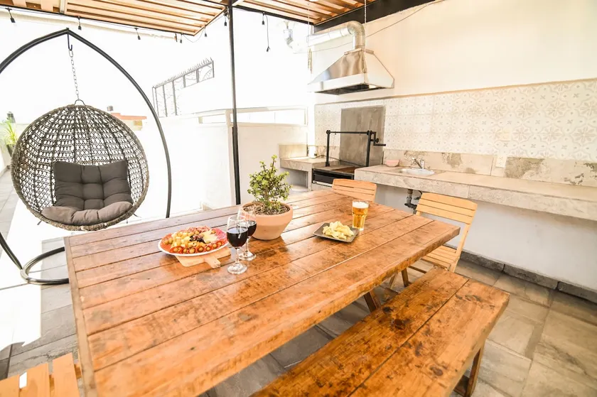Comfortable apartment on the top floor. Downtown area - Image 1