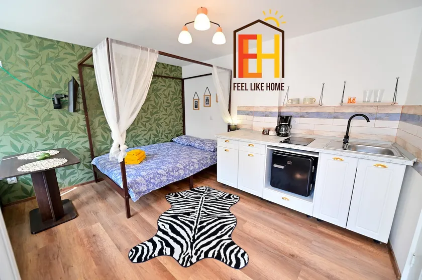 FLH - Safari Apartment - Image 1