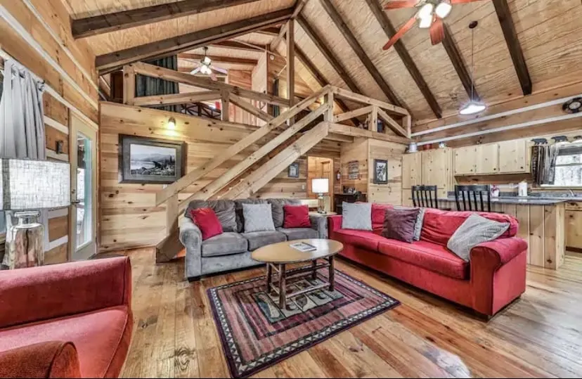 Three Honey Bears Cabin with private Hot Tub! - Image 1
