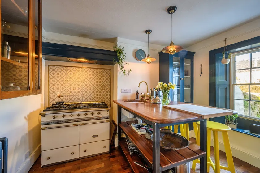 Beautiful Cottage & Garden in the Heart of Truro - Image 1